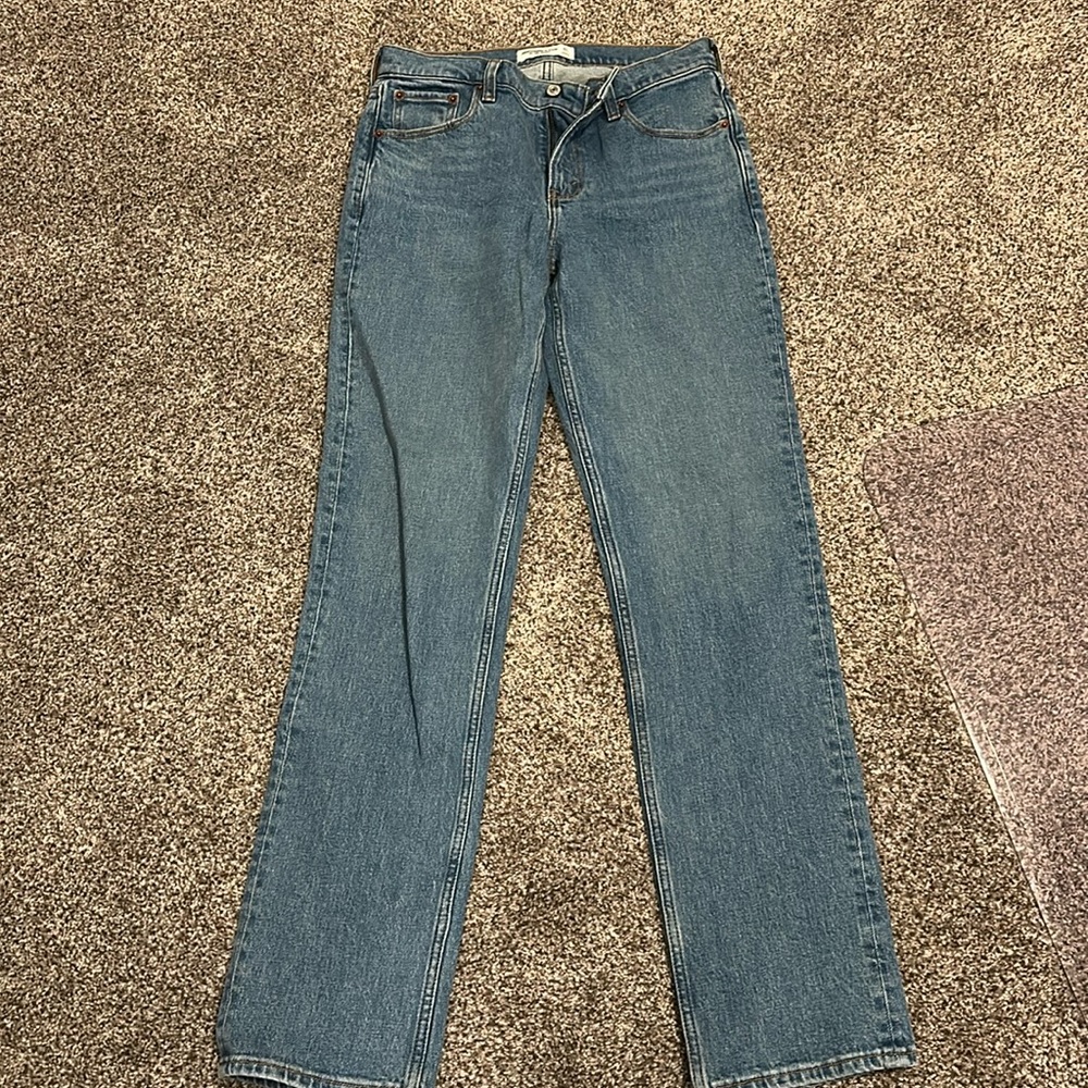 Abercrombie mid rise 90s straight jean